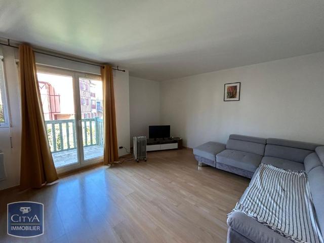 Location Appartement 3 pièces 69m² ST ARNOULT 14800