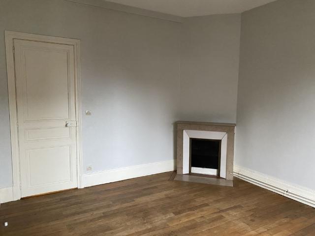 Location Appartement 3 pièces 69m² REIMS 51100