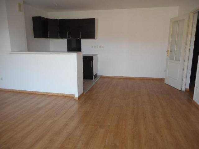 Location Appartement 3 pièces 69m² REIMS 51100