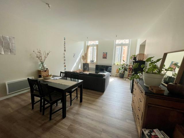 Location appartement 3 pièces, 73.89m², L'Isle Jourdain