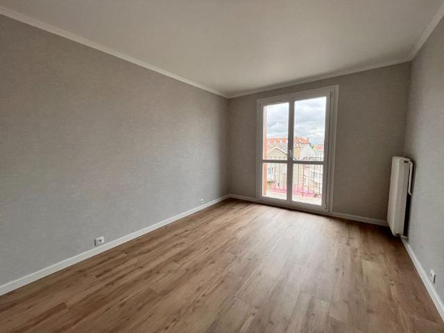 Location appartement 3 pièces, 73.99m², Reims