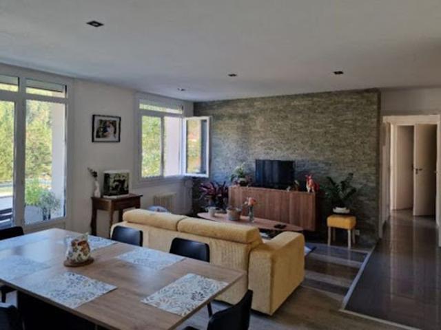 Location Appartement 3 pièces 73 m2 Vienne