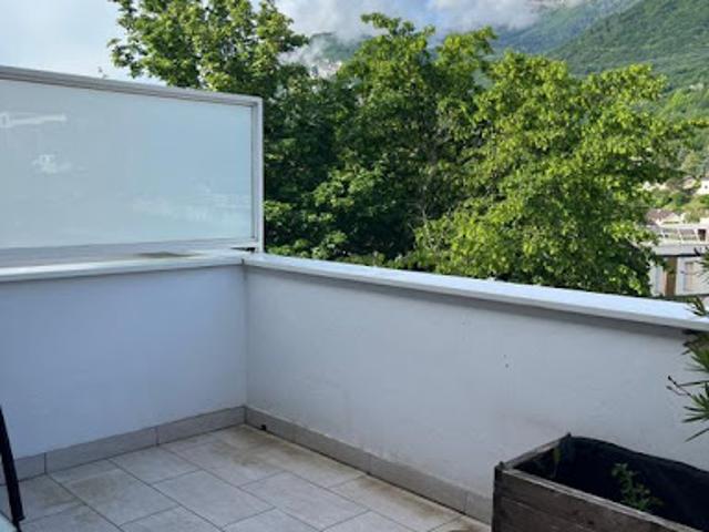 Location Appartement 3 pièces 73 m2 Claix