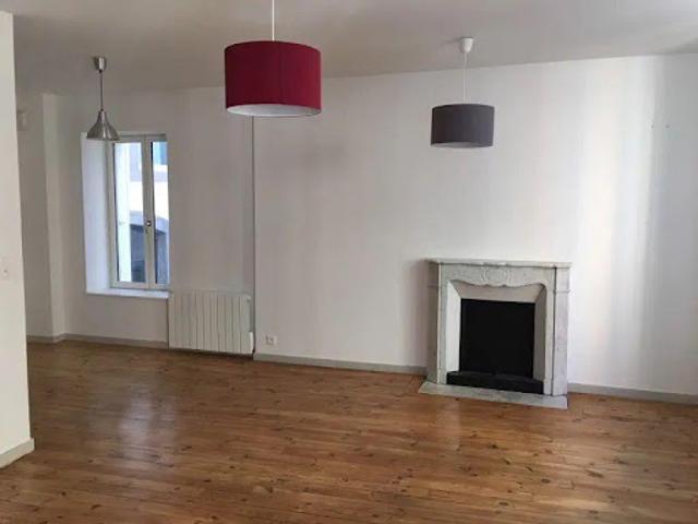 Location Appartement 3 pièces 73 m2 Clermont Ferrand