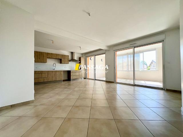 Location Appartement 3 pièces 73m²