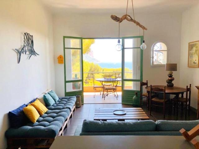 Location Appartement 3 pièces 73m² CASSIS 13260