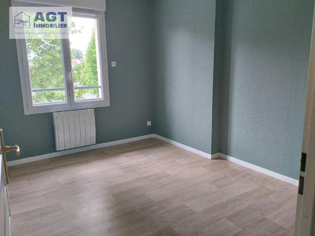 Location Appartement 3 pièces 73m² BEAUVAIS 60000