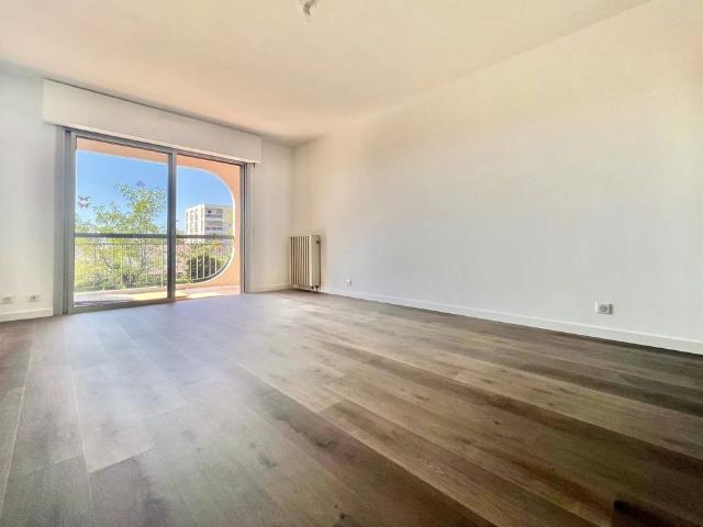 Location Appartement 3 pièces 73m² GRASSE 06130