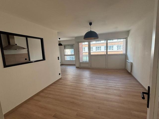 Location Appartement 3 pièces 73m² LOMME 59160