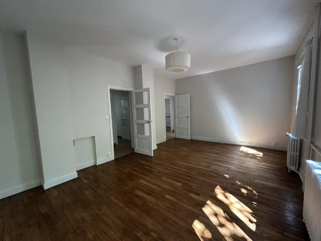 Location Appartement 3 pièces 73m² LE CREUSOT 71200