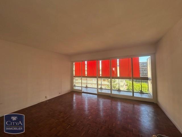 Location Appartement 3 pièces 73m² MARSEILLE 6ème