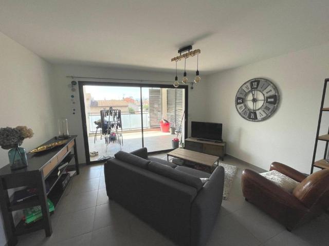 Location Appartement 3 pièces 73m² TOURNON SUR RHONE 07300