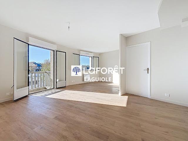 Location Appartement 3 pièces 70.71 m2 Laguiole