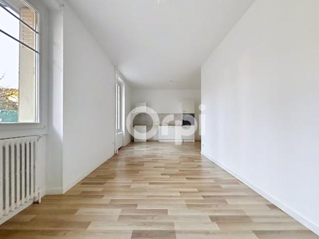 Location Appartement 3 pièces 70.7 m2 Allassac