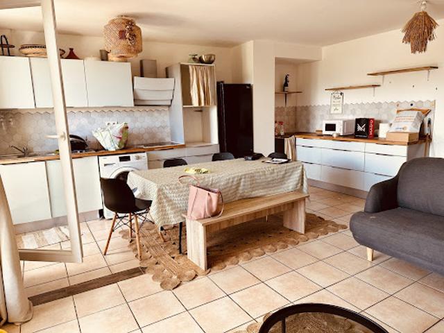 Location Appartement 3 pièces 70.83 m2 Saint denis chaudron