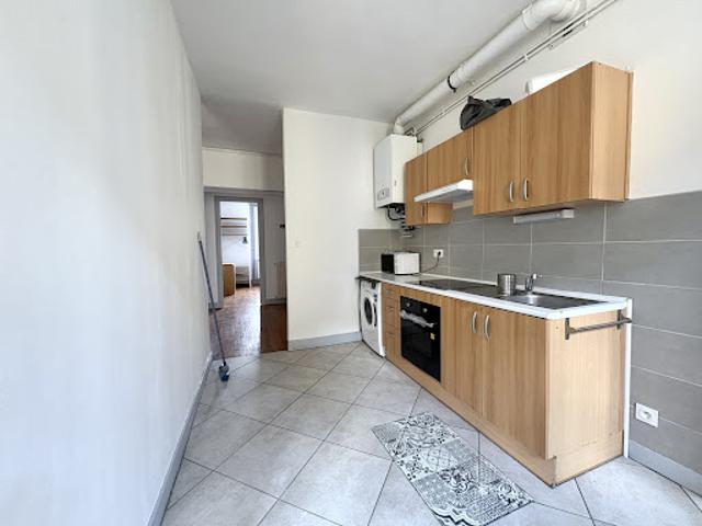 Location Appartement 3 pièces 70.14 m2 Saint Etienne