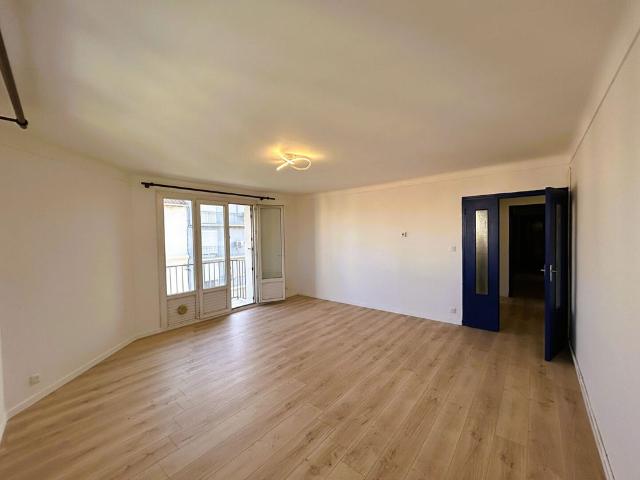 Location appartement 3 pièces, 70.31m², Perpignan