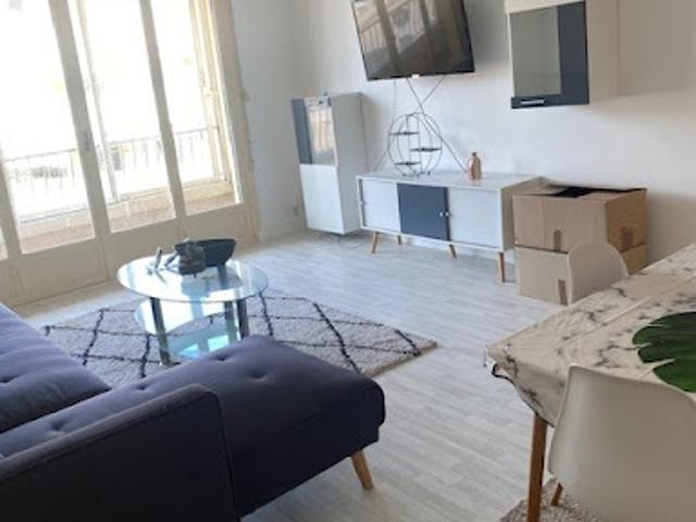 Location Appartement 3 pièces 70.32 m2 Vallauris