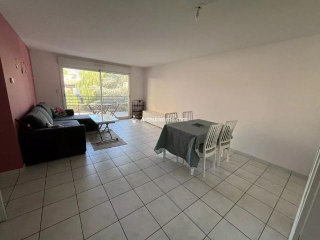 Location Appartement 3 pièces 70 m2 à Millau