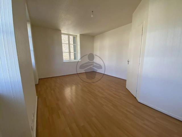 Location Appartement 3 pièces 70 m2 à Baume les Dames