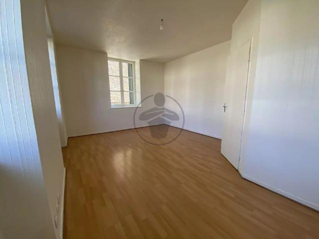 Location Appartement 3 pièces 70 m2 à Baume les Dames
