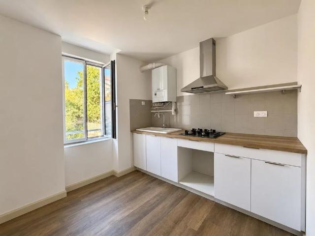 Location Appartement 3 pièces 70 m2 à Brive la Gaillarde