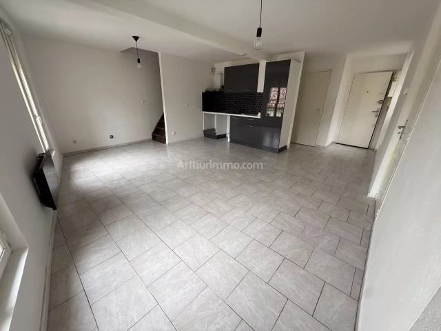 Location Appartement 3 pièces 70 m2 à Lodève