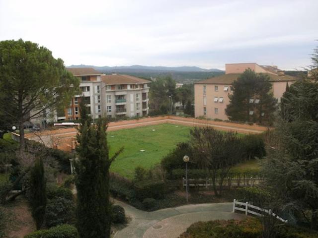 Location Appartement 3 pièces 70 m2 Aix en Provence