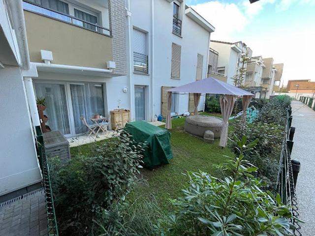 Location Appartement 3 pièces 70 m2 Antony