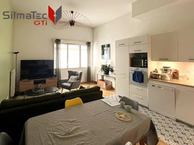 Location Appartement 3 pièces 70 m2 Aubervilliers