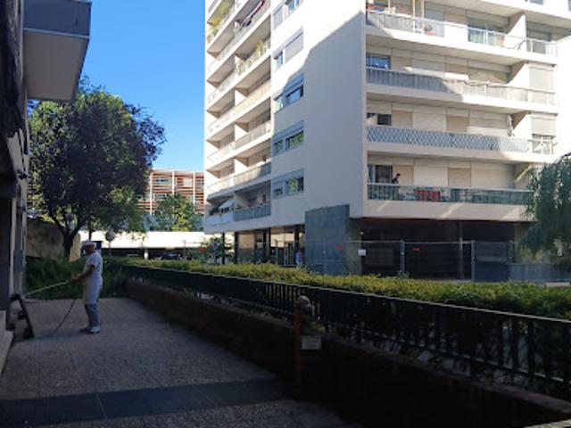 Location Appartement 3 pièces 70 m2 Courbevoie