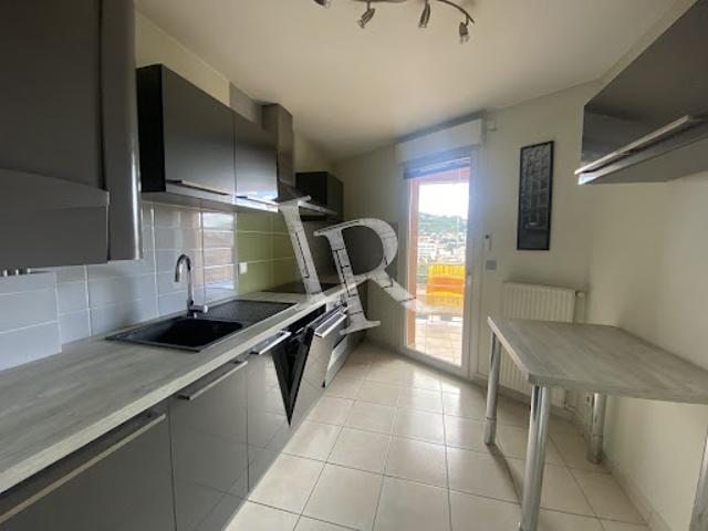 Location Appartement 3 pièces 70 m2 Le Puy en Velay