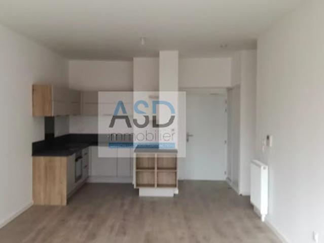 Location Appartement 3 pièces 70 m2 Lille
