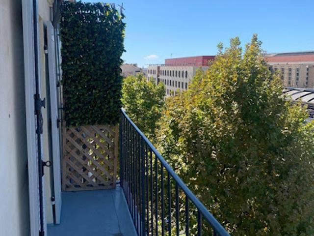 Location Appartement 3 pièces 70 m2 Marseille 1er