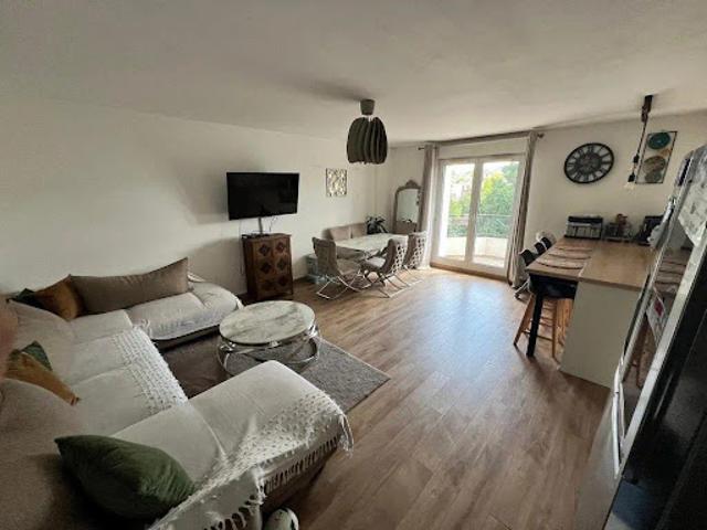 Location Appartement 3 pièces 70 m2 Noisy le Sec