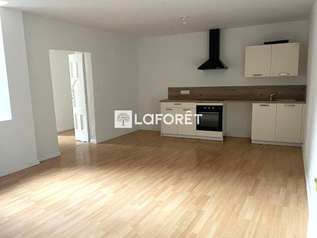 Location Appartement 3 pièces 70 m2 Prades