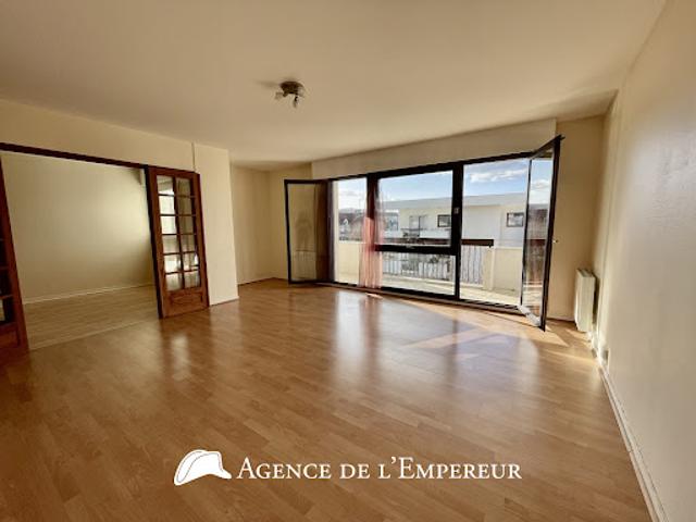 Location Appartement 3 pièces 70 m2 Rueil Malmaison