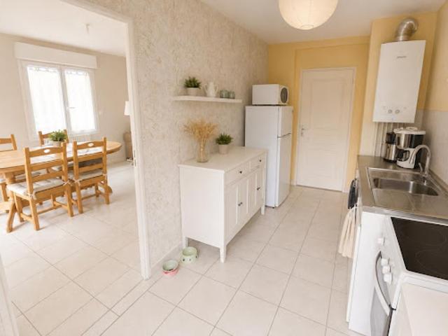 Location Appartement 3 pièces 70 m2 Saint Berthevin