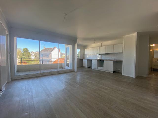 Location Appartement 3 pièces 70 m2 Saumur