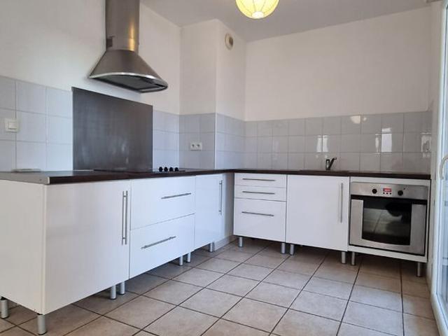 Location: appartement 3 pièces 70 m² à LUCCIANA