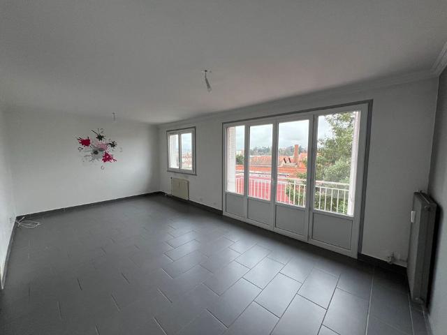 Location Appartement 3 pièces 70m²
