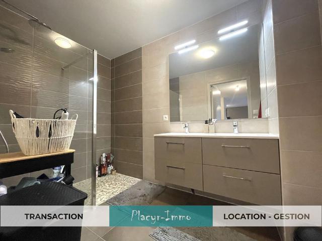Location Appartement 3 pièces 70m²