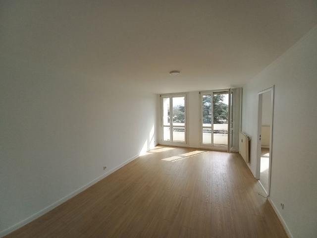Location Appartement 3 pièces 70m²
