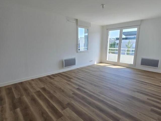 Location Appartement 3 pièces 70m² CAEN 14000