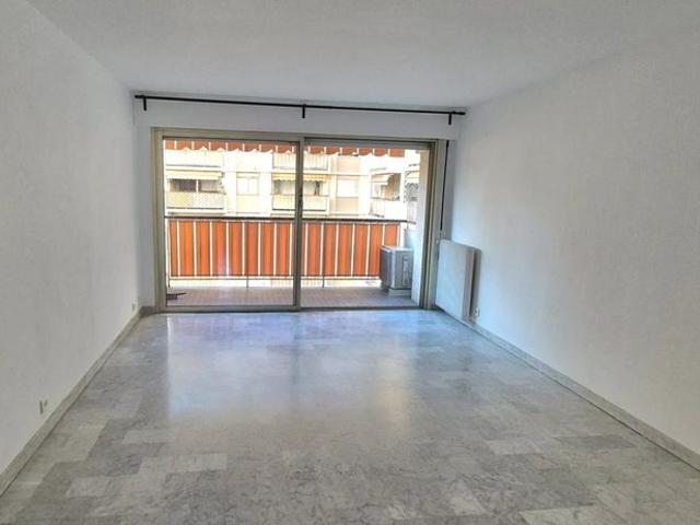 Location Appartement 3 pièces 70m² CAGNES SUR MER 06800