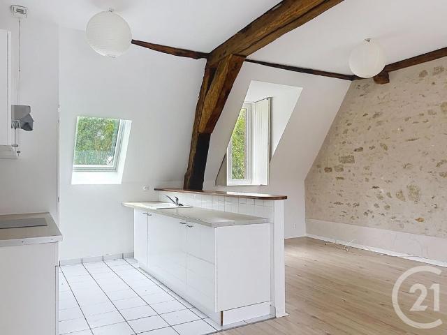 Location Appartement 3 pièces 70m² CRISENOY 77390