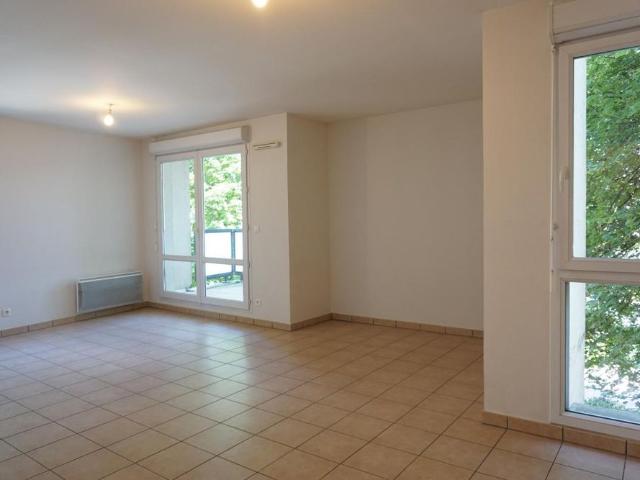 Location Appartement 3 pièces 70m² ANNECY 74000