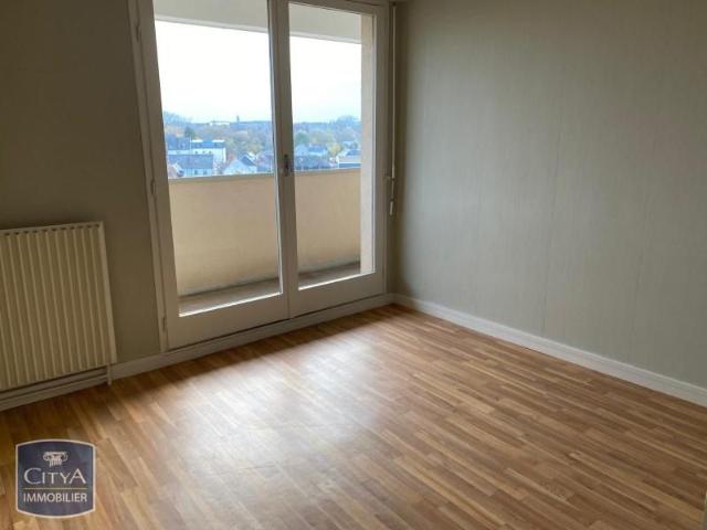 Location Appartement 3 pièces 70m² BOURGES 18000