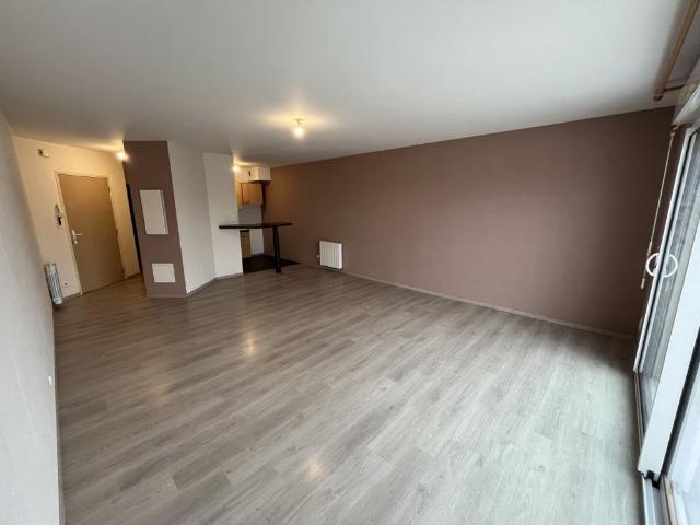 Location Appartement 3 pièces 70m² LA PRIMAUBE 12450