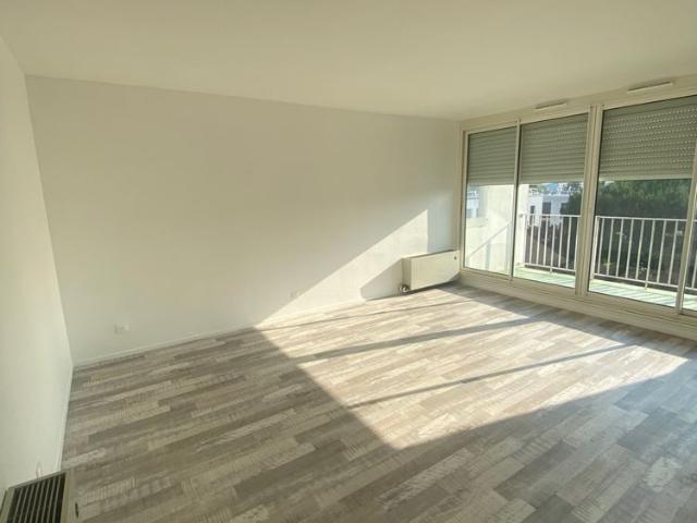 Location Appartement 3 pièces 70m² LE BOUSCAT 33110